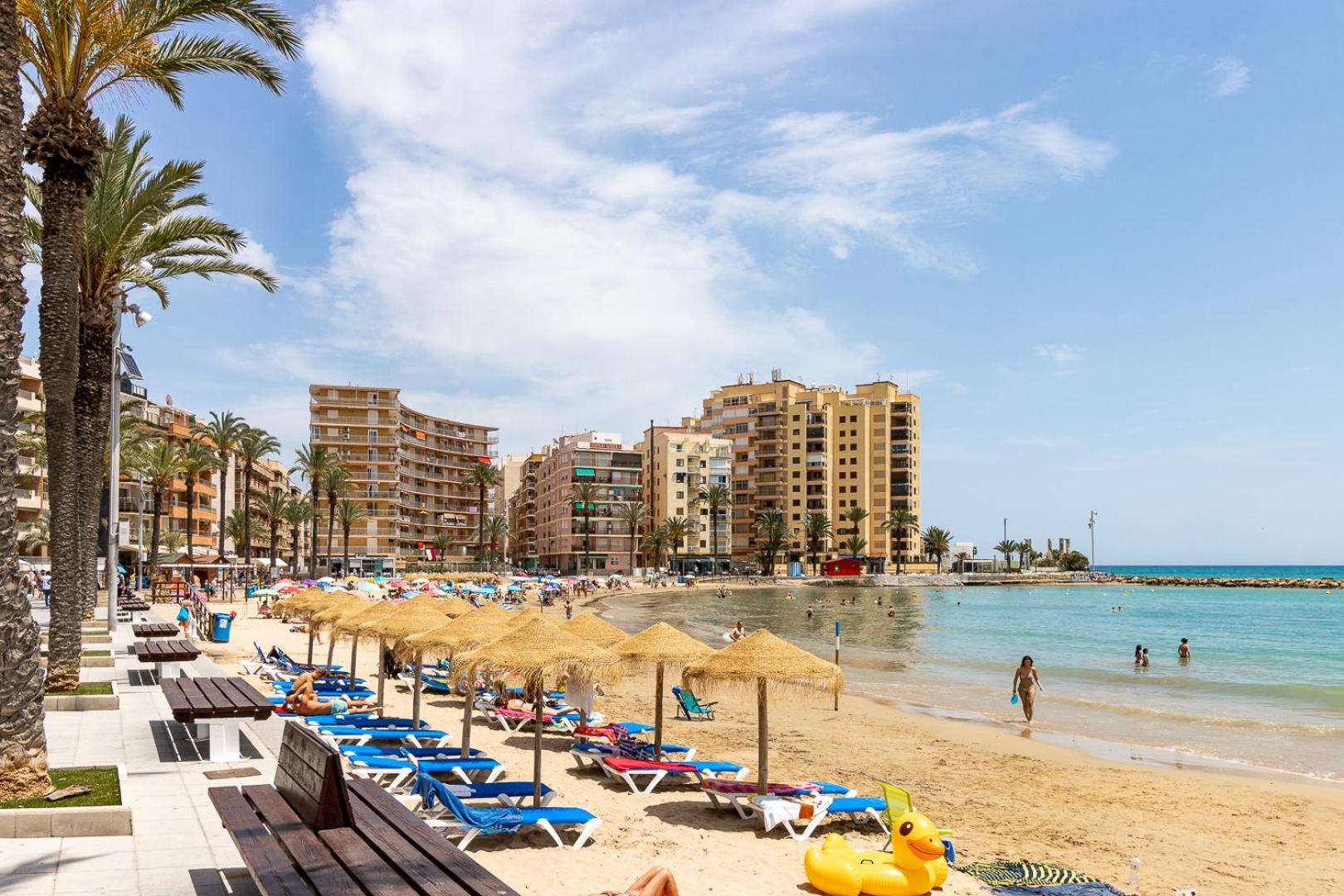 Apartment Near Beach, Playa Del Cura Torrevieja Dış mekan fotoğraf